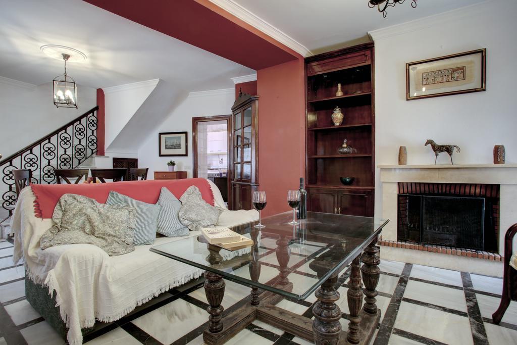 Holiday House Abul Beka Ronda Room photo